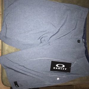 BRAND NEW Oakley Shorts Men’s